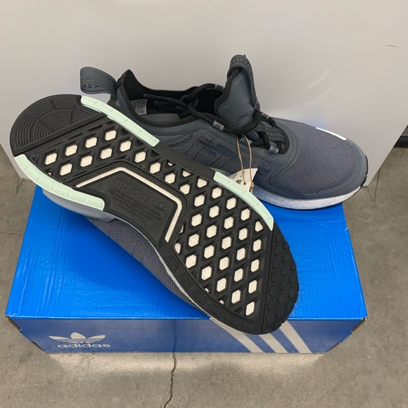 adidas NMD R1 V3 Grey Onix Ice Mint - Picture 9 of 10